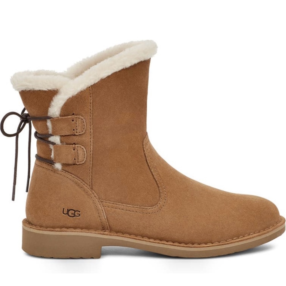 UGG Naiyah women’s boot size 8 Chestnut NWOT